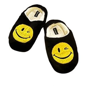 Joe Boxer Black & Yellow Winking Smiley Face Women’s Slippers L 9-10 GUC